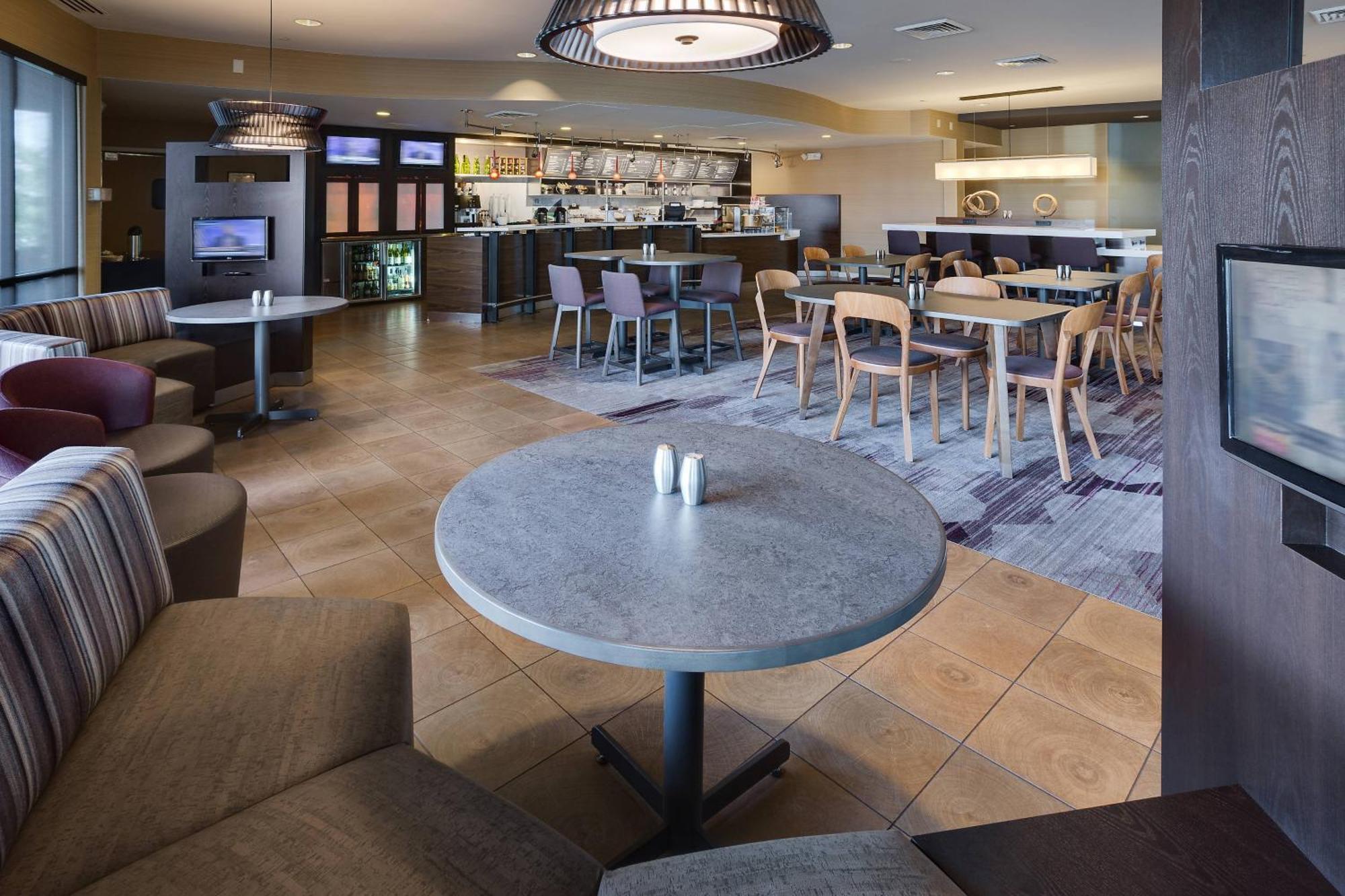 מלון Courtyard By Marriott Providence וורוויק מראה חיצוני תמונה